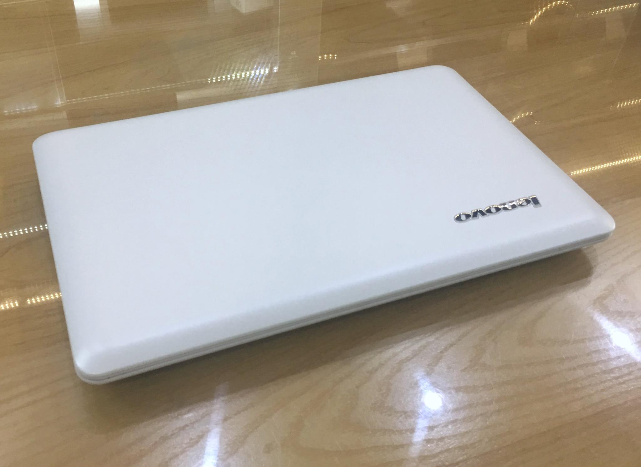 Laptop Lenovo S206-8.jpg
